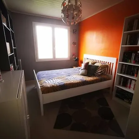 Lumineux T3 Avec Balcon Proche Centre 凯恩