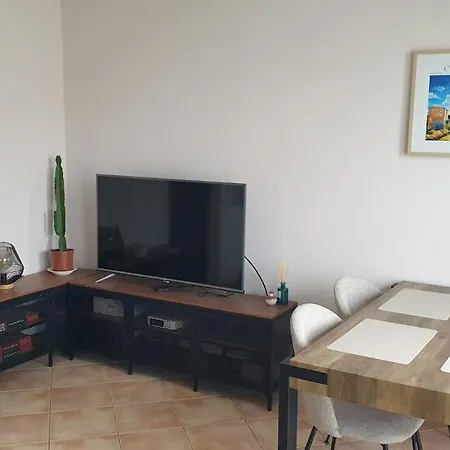 아파트 Lumineux T3 Avec Balcon Proche Centre *